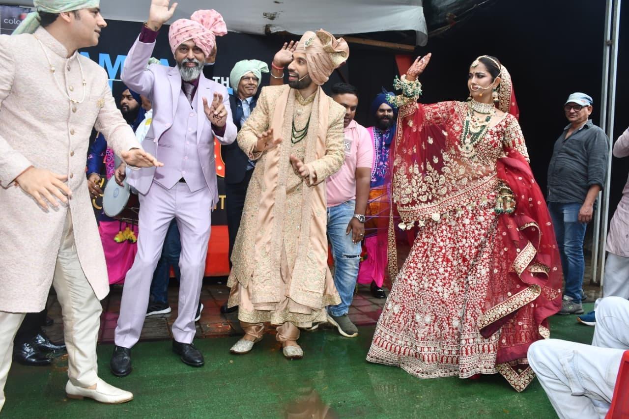 Newlyweds, Avika Gor-Milind Chandwani, were seen dancing their hearts out at their wedding celebrations on the sets of Pati, Patni Aur Panga.